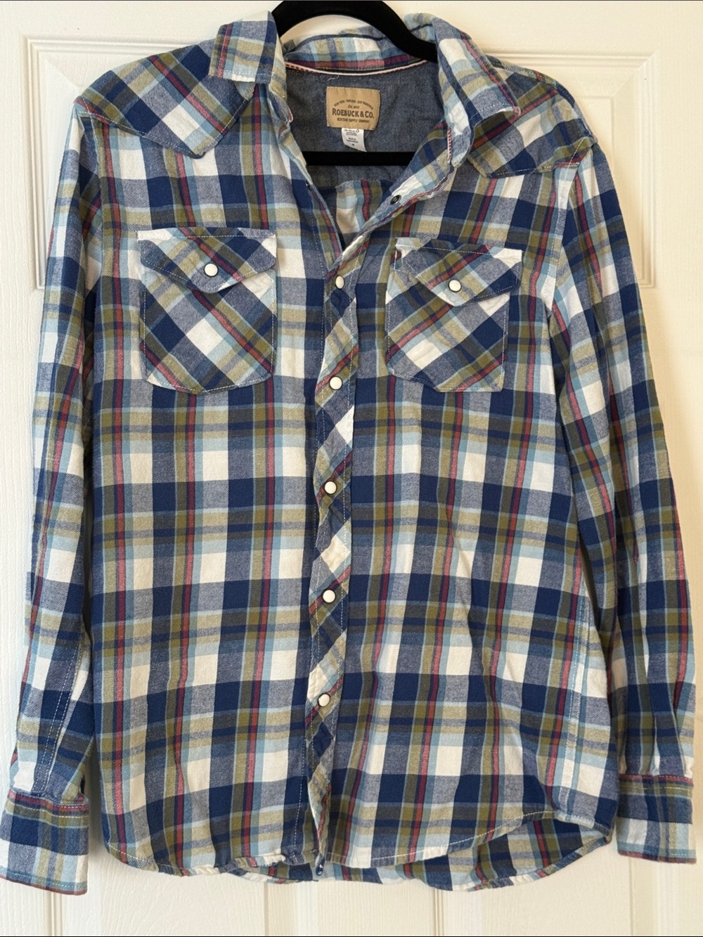 Roebuck & Co. Plaid Snap Front Flannel Shirt Size Medium